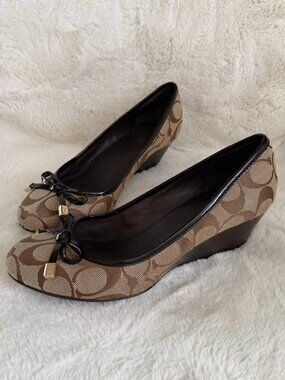 Coach Rianna Women's Brown Signature Logo Wedge Heel Shoes Size: 7B